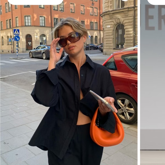 Djerf Avenue breezy shirt in black - Picture 2 of 4